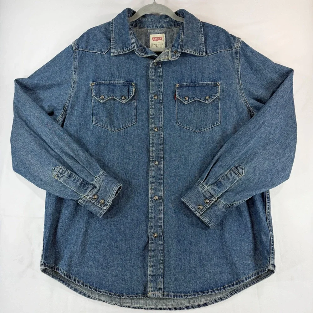 VIntage Levis Mens Western Denim Shirt XL Medium Wash Pearl Snap Long Sleeve